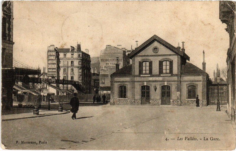 Carte postale ancienne Colombes La Gare à Colombes
