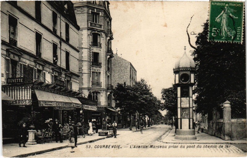 Carte postale ancienne Courbevoie Avenue Marceau à Courbevoie