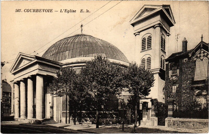 Carte postale ancienne Courbevoie Eglise à Courbevoie