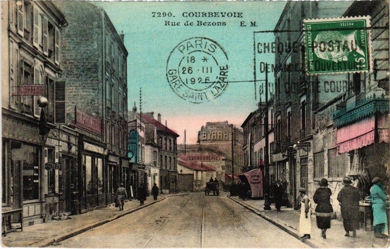 Carte postale ancienne Courbevoie Rue de Bezons à Courbevoie