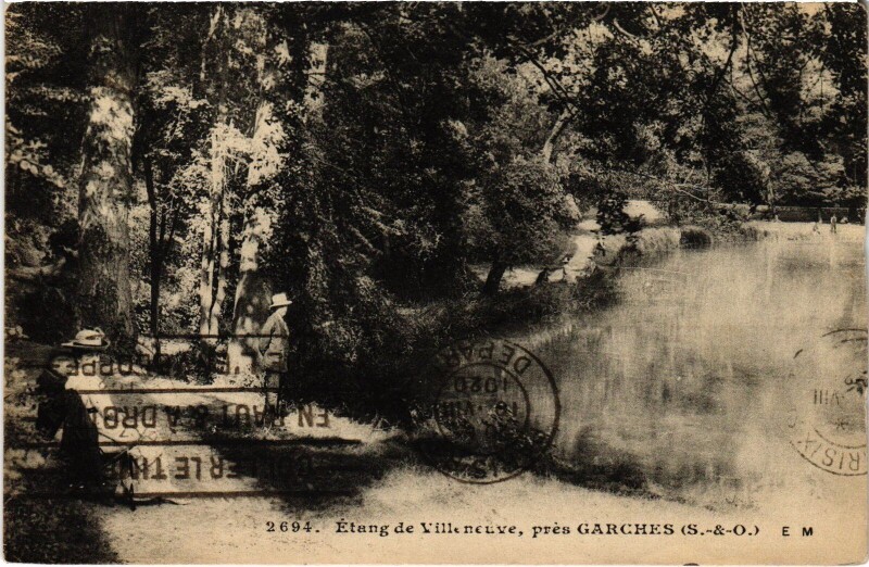 Carte postale ancienne Garches Etang de Villeneuve à Garches