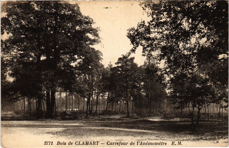 Carte postale ancienne Clamart Monument Schneider à Clamart