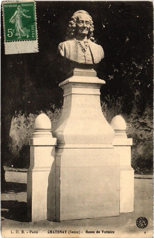 Carte postale ancienne Chatenay Buste de Voltaire