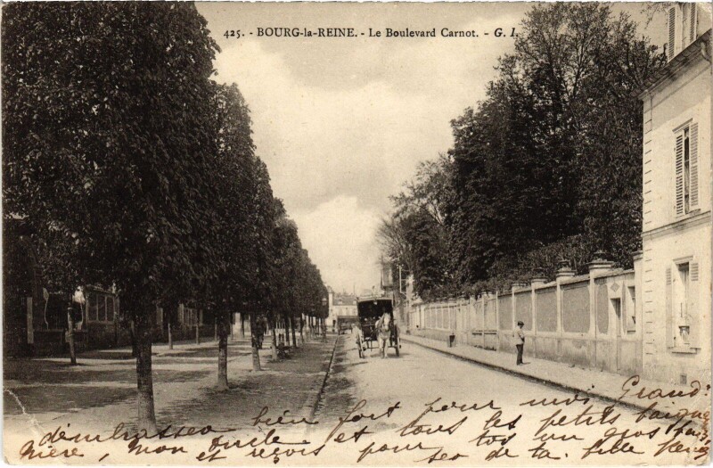 Carte postale ancienne Bourg la Reine Boulevard Carnot à Bourg-la-Reine