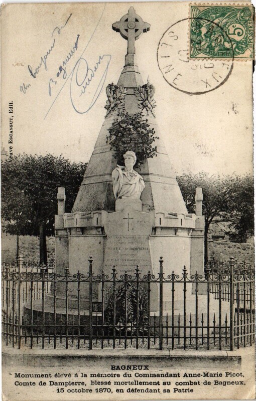Carte postale ancienne Bagneux Monument Anne Marie Picot à Bagneux