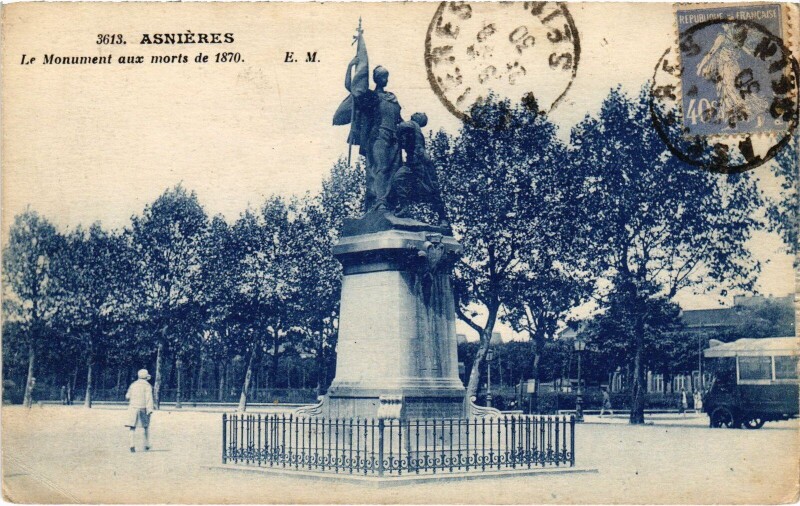 Carte postale ancienne Asnieres Monument aux Morts