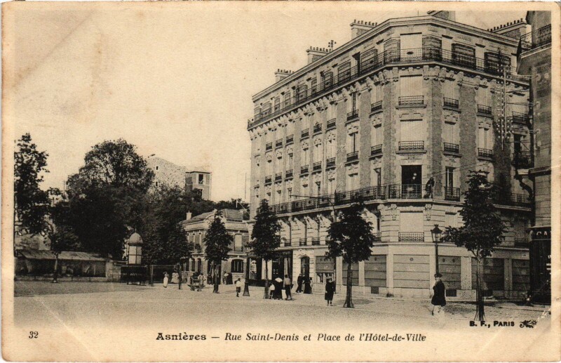 Carte postale ancienne Asnieres Rue Saint-Denis et Place de Hotel de Ville