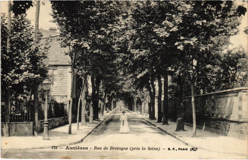 Carte postale ancienne Asnieres Rue de Bretagne