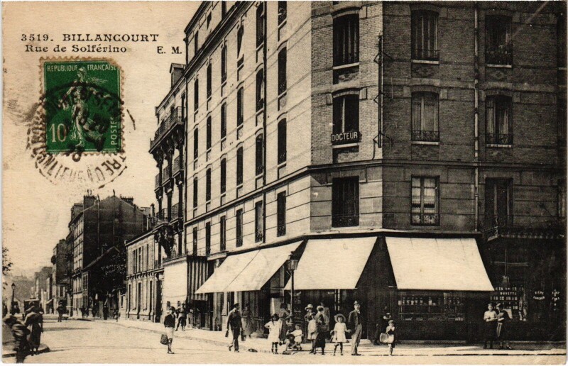 Carte postale ancienne Boulogne Rue de Solferino