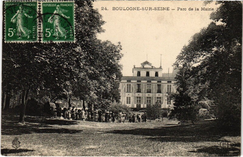 Carte postale ancienne Boulogne Parc de la Mairie