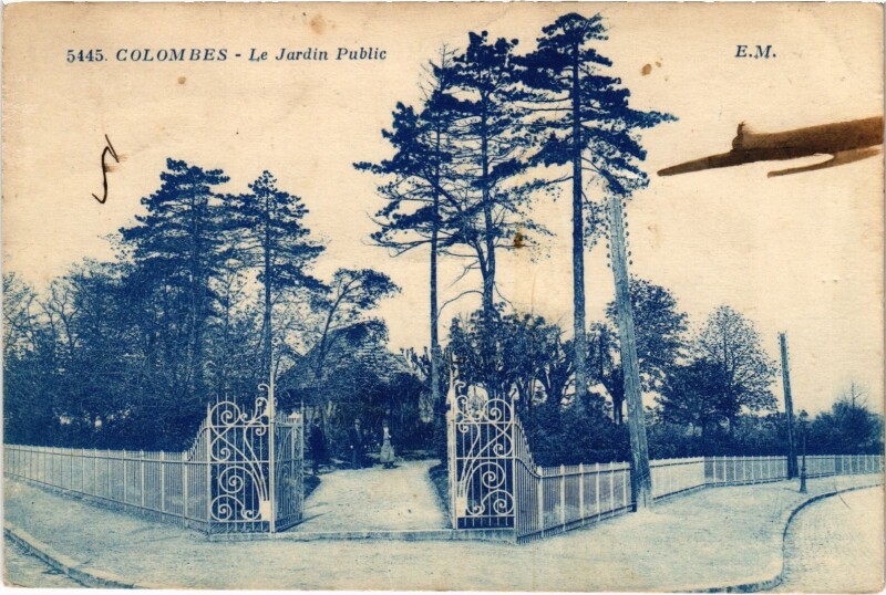 Carte postale ancienne Colombes Le Jardin Public à Colombes