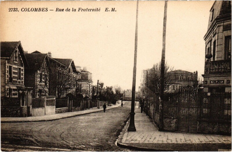 Carte postale ancienne Colombes Rue de la Fraternite à Colombes