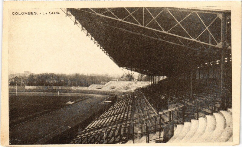 Carte postale ancienne Colombes Le Stade à Colombes