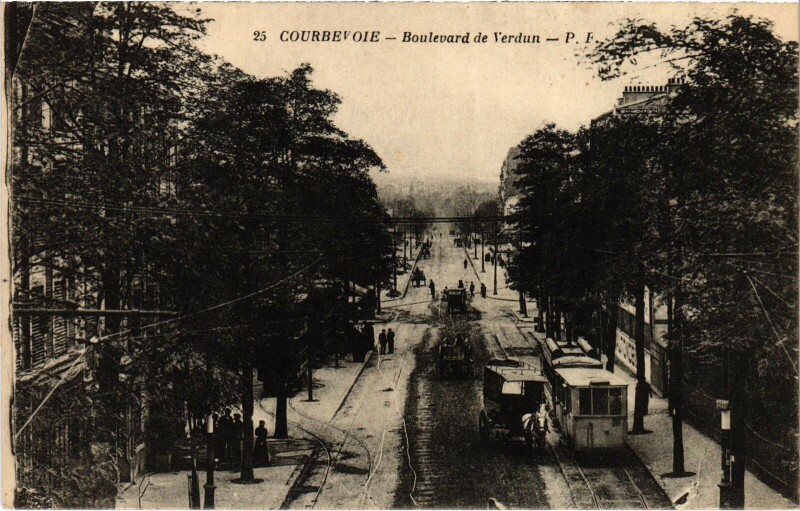 Carte postale ancienne Courbevoie Boulevard de Verdun à Courbevoie