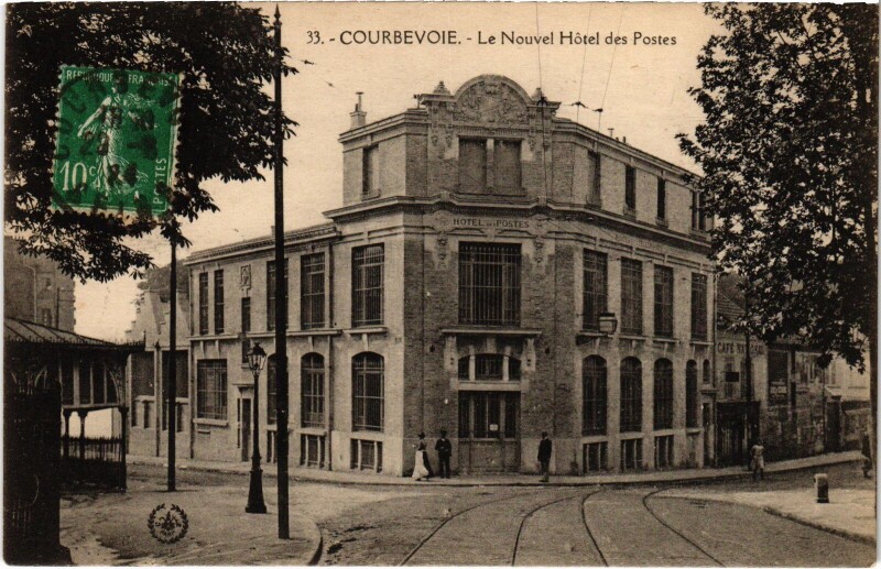 Carte postale ancienne Courbevoie Hotel des Postes à Courbevoie