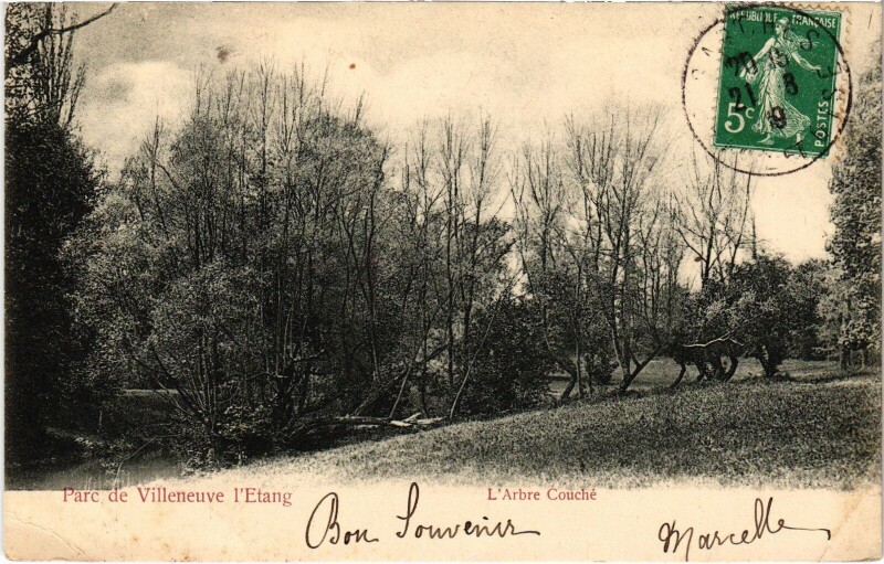 Carte postale ancienne Garches Etang de Villeneuve le Parc à Garches
