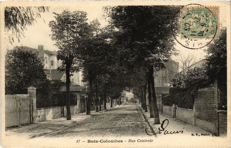 Carte postale ancienne Colombes Rue Centrale à Colombes