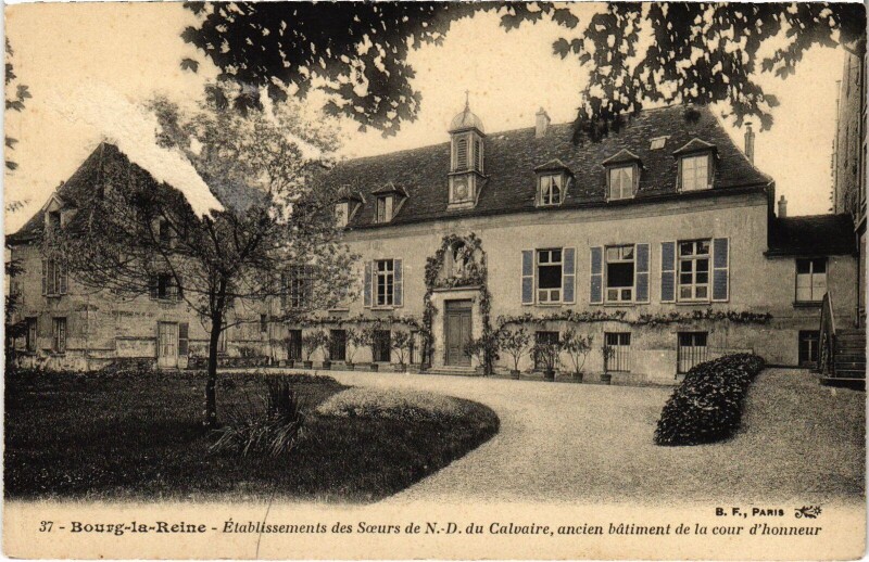 Carte postale ancienne Bourg la Reine Etablissements des Soeurs de N.-D. du Calvaire à Bourg-la-Reine