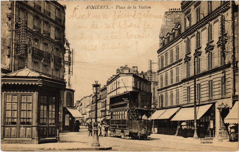 Carte postale ancienne Asnieres Place de la Station