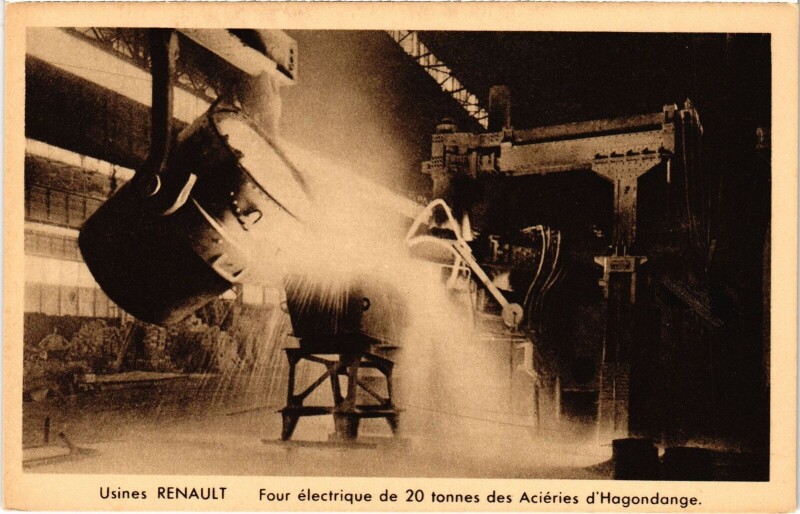 Carte postale ancienne Boulogne Usines Renault four electrique de 20 tonnes