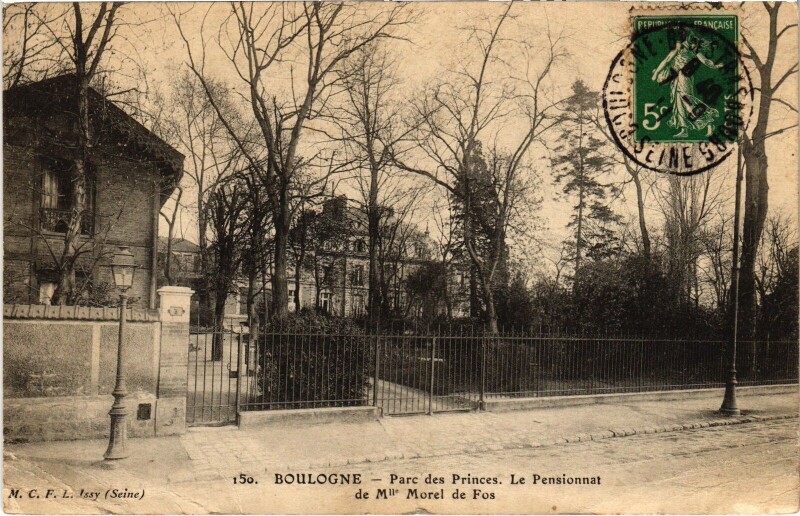 Carte postale ancienne Boulogne Parc de Princes Le Pensionnat