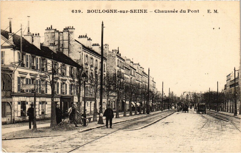 Carte postale ancienne Boulogne Chaussee du Pont