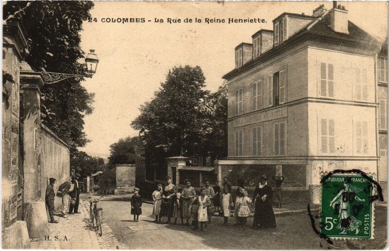 Carte postale ancienne Colombes Rue de la Reine Henriette à Colombes