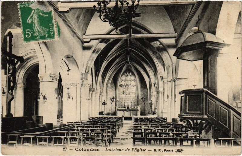 Carte postale ancienne Colombes Interieur de l'Eglise à Colombes