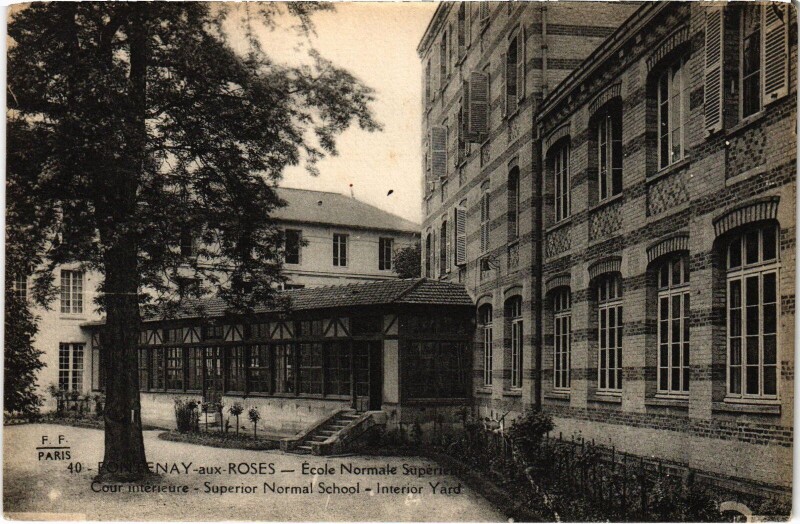 Carte postale ancienne Fontenay aux Roses Ecole Normale Superieure à Fontenay-aux-Roses