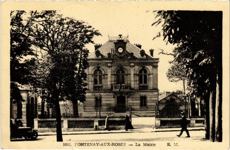Carte postale ancienne Fontenay aux Roses La Mairie à Fontenay-aux-Roses