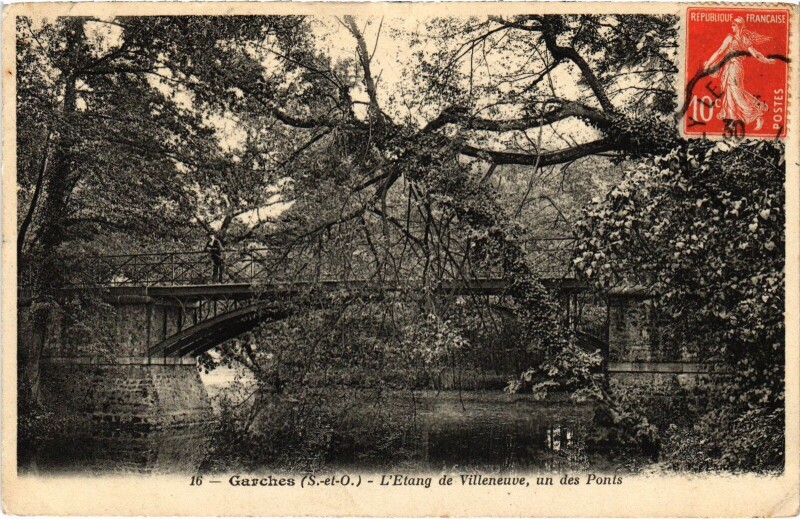 Carte postale ancienne Garches Etang de Villeneuve à Garches