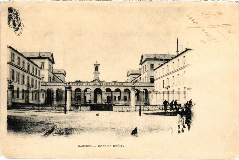 Carte postale ancienne Garches Hospice Brezin à Garches