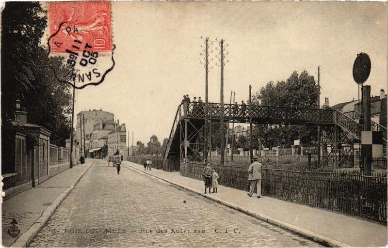 Carte postale ancienne Colombes Rue des Aubepines à Colombes