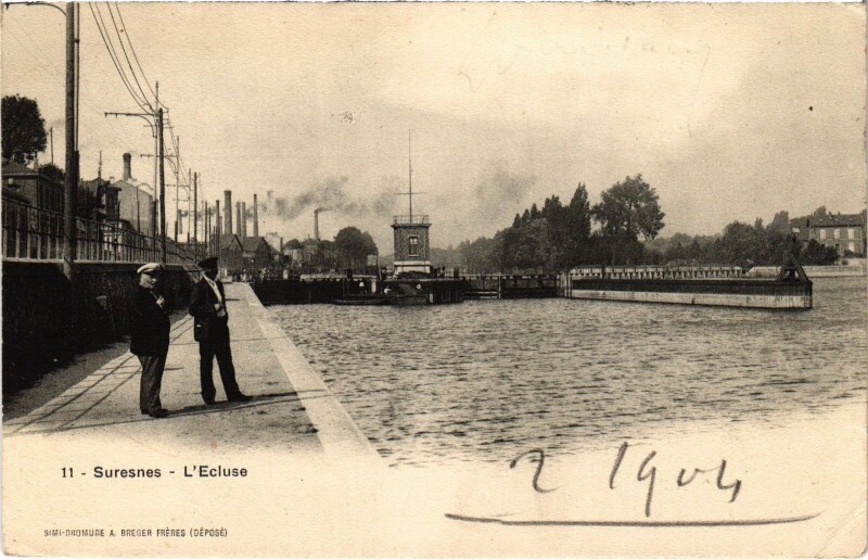 Carte postale ancienne Suresnes Ecluse à Suresnes