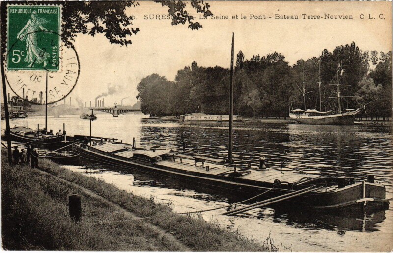 Carte postale ancienne Suresnes La Seine et le Pont à Suresnes