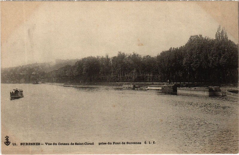 Carte postale ancienne Suresnes vue sur la Seine et Mont Valerien à Suresnes