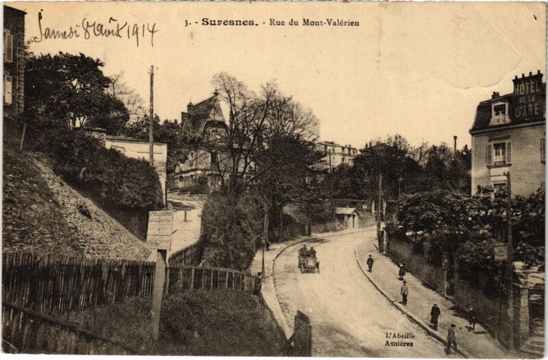 Carte postale ancienne Suresnes Rue du Mont Valerien à Suresnes