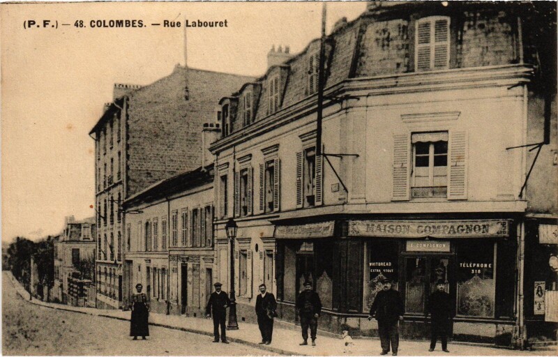 Carte postale ancienne Colombes Rue Labouret à Colombes
