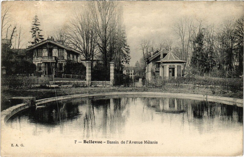 Carte postale ancienne Puteaux Bassin de l'Avenue Melanie à Puteaux