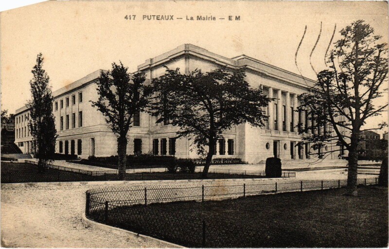 Carte postale ancienne Puteaux La Mairie à Puteaux