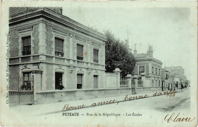 Carte postale ancienne Puteaux Rue de la Republique Les Ecoles à Puteaux