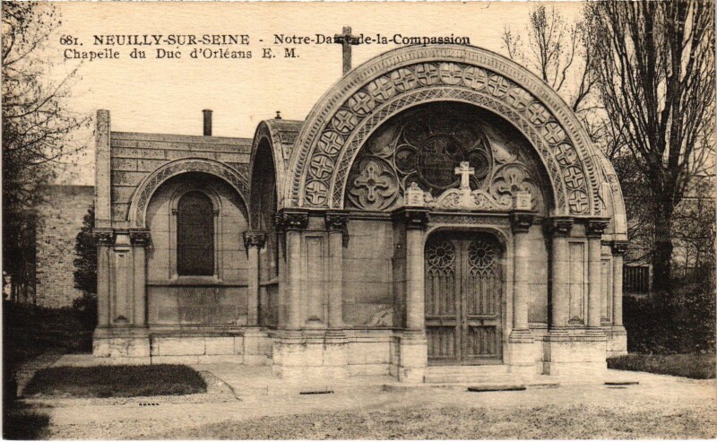 Carte postale ancienne Notre-Dame de la Compassion - Chapelle du duc d'Orléans à Paris 17e