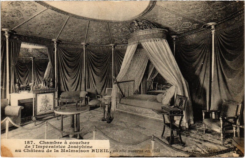 Carte postale ancienne Rueil Chateau de la Malmaison Chambre a coucher