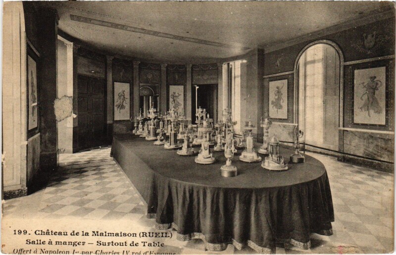 Carte postale ancienne Rueil Chateau de la Malmaison Surtout de Table
