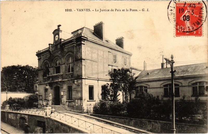 Carte postale ancienne Vanves Justice de Paix et la Poste à Vanves