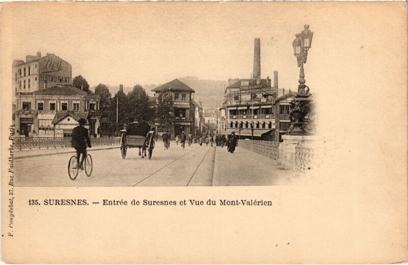 Carte postale ancienne Suresnes Entree de Suresnes et vue du Mont Valerien à Suresnes