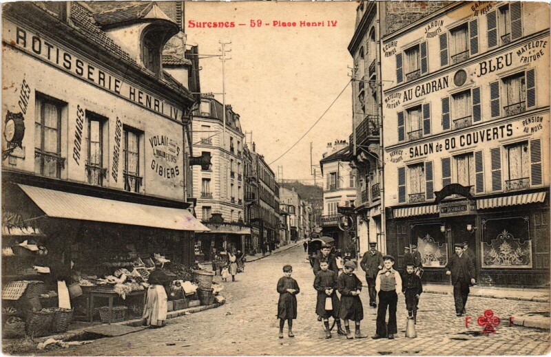 Carte postale ancienne Suresnes Place Henri Iv à Suresnes