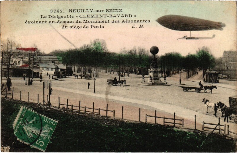 Carte postale ancienne Neuilly Dirigeable Militaire Clement Bayard