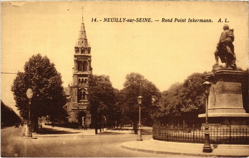 Carte postale ancienne Neuilly Rond Point d'Inkermann