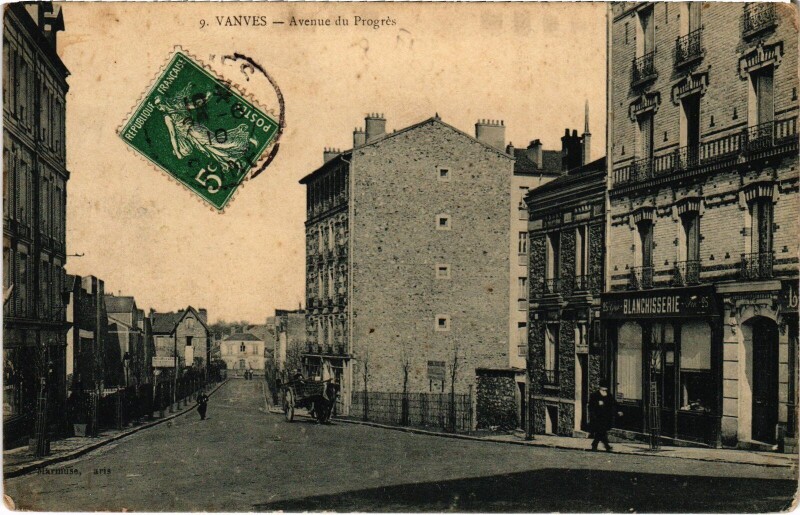 Carte postale ancienne Vanves Avenue du Progres à Vanves